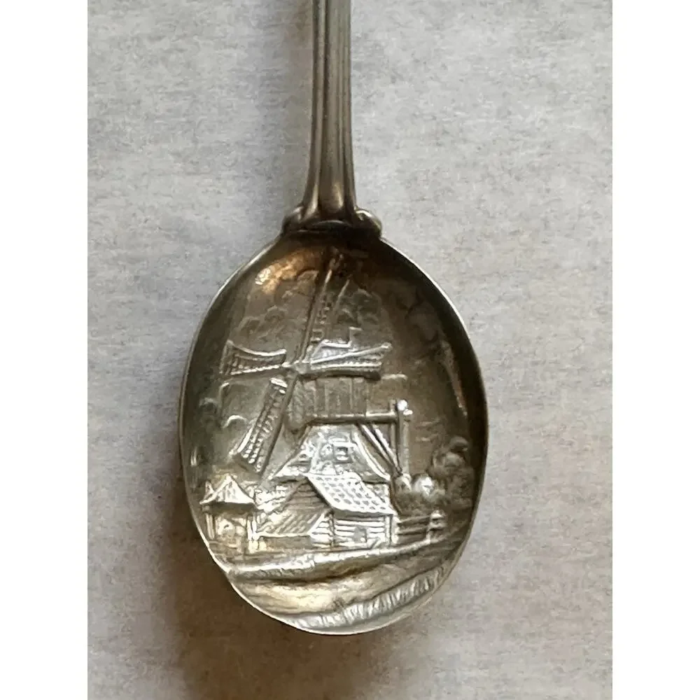 V4 Solvang Windmill Vintage Souvenir Spoon Collectible 5